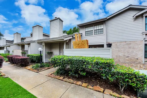 13457 Garden GRV, Houston, TX 77082