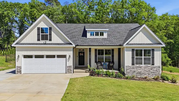 225 Patch Dr, Spartanburg, SC 29302-3058
