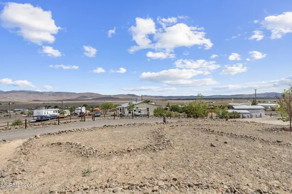 4790 Skyline DR, Silver Springs, NV 89429