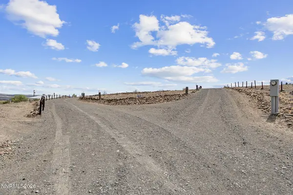4790 Skyline DR, Silver Springs, NV 89429