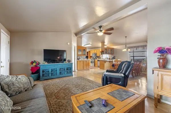4790 Skyline DR, Silver Springs, NV 89429