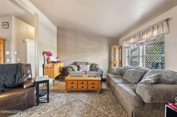 4790 Skyline DR, Silver Springs, NV 89429