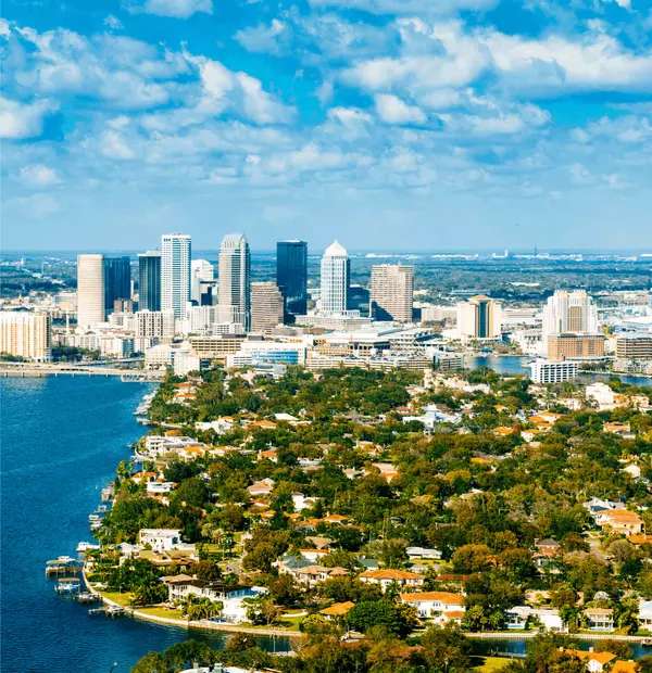 Harbour Island: Tampa’s Waterfront Haven