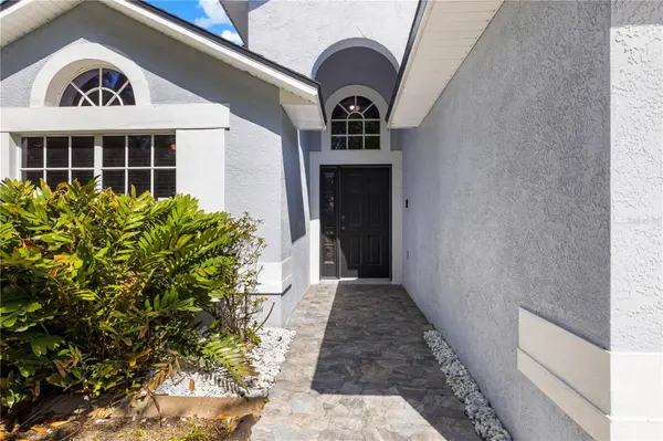 10148 SOMERSBY DR, Riverview, FL 33578