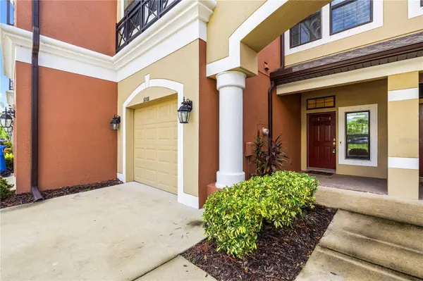 9208 FOX SPARROW RD, Tampa, FL 33626