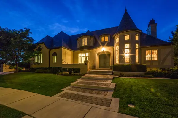 feature image of Can I Buy a House With No Down Payment?