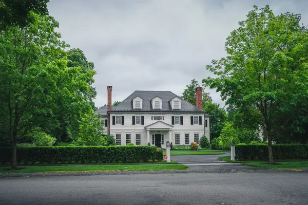 feature image of What Disqualifies You From Buying a House?
