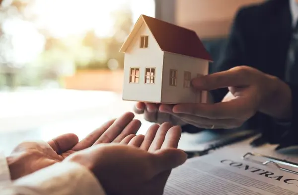 feature image of How Much Money Do You Really Need to Buy a House in South Carolina?