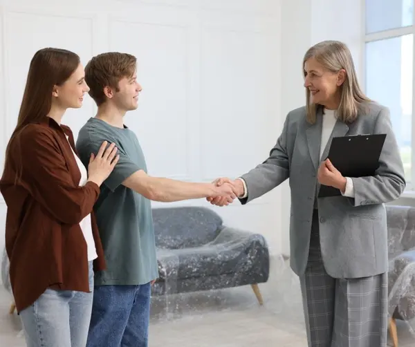feature image of Escrow Process Explained for South Carolina Buyers