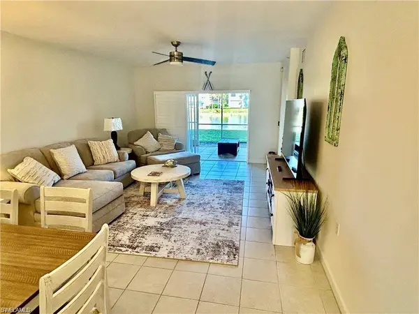 3035 Horizon LN #2203, Naples, FL 34109