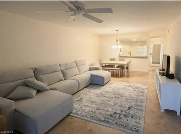 3013 Driftwood WAY #2905, Naples, FL 34109