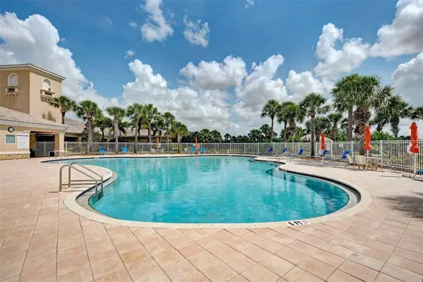 6058 BENEVENTO DR, Sarasota, FL 34238