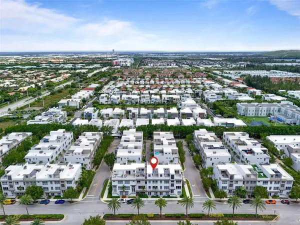 10509 NW 66th St, Doral, FL 33178