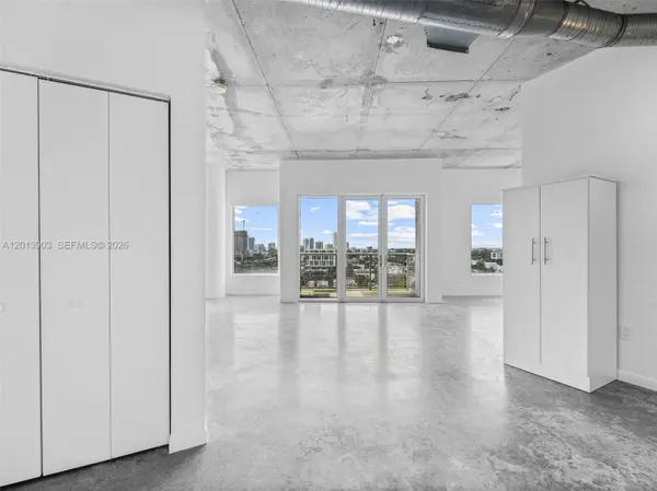 10 SW South River Dr #1506, Miami, FL 33130