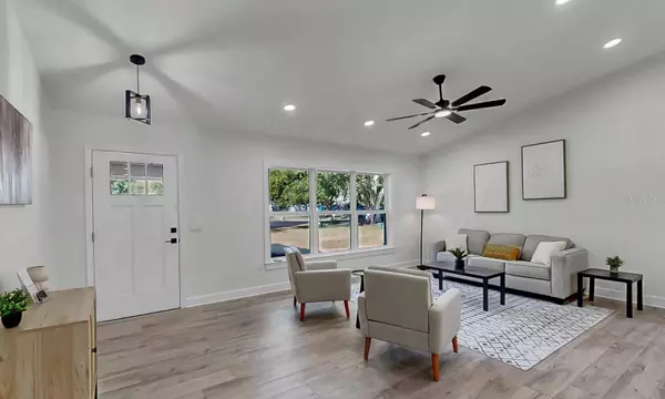 2954 JENNIFER DR, Lakeland, FL 33810