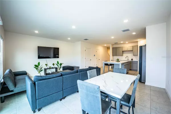 3883 ACADEMIA AVE, Lakeland, FL 33803