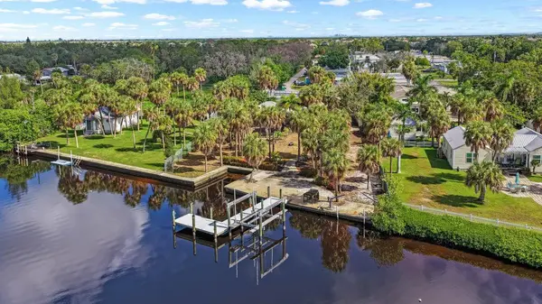 102 TROUVE LN, Ruskin, FL 33570
