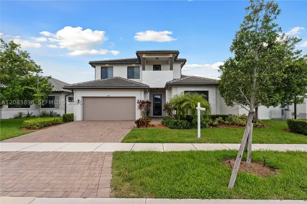 4406 SW 176th Ave