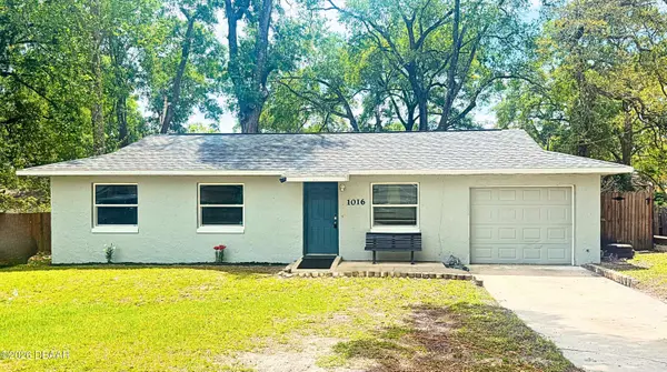 1016 Greenwood AVE, Orange City, FL 32763