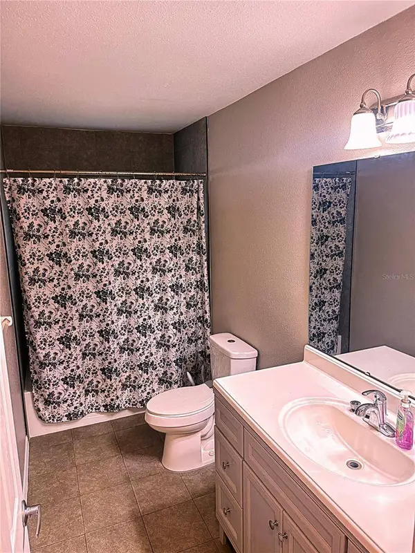 1016 GREENWOOD AVE, Orange City, FL 32763