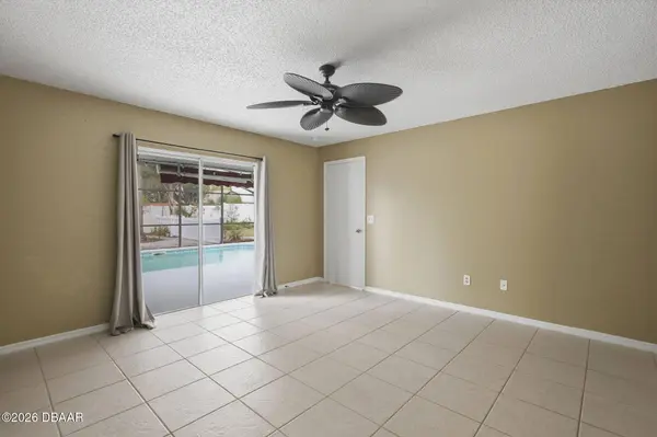 929 Fort Smith BLVD, Deltona, FL 32738
