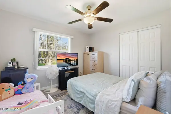 270 Wright Grove RD, Oak Hill, FL 32759