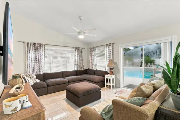 Edgewater, FL 32141