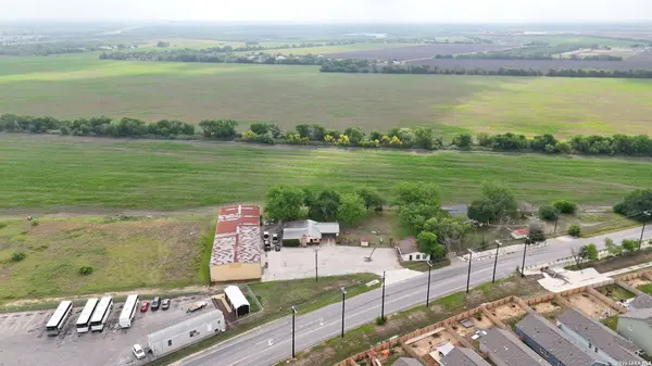 11722 Fischer, Von Ormy, TX 78073