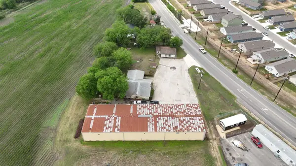 11722 Fischer, Von Ormy, TX 78073