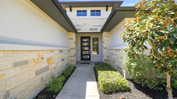 1370 Sahms, New Braunfels, TX 78132