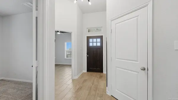 6324 Black Butte, Schertz, TX 78108