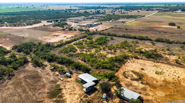 FM 472, Bigfoot, TX 78005