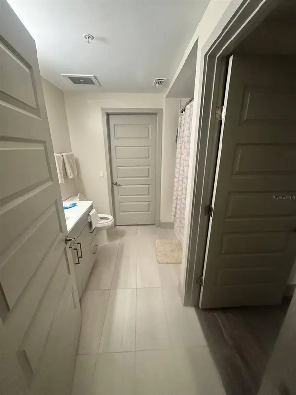 310 N ORANGE AVE, Orlando, FL 32801