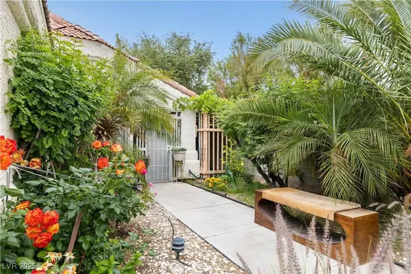 2837 Du Barry Manor LN, Las Vegas, NV 89108