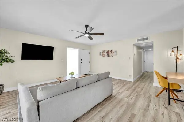 913 De Met DR, Las Vegas, NV 89119