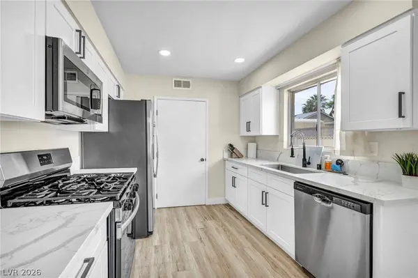 913 De Met DR, Las Vegas, NV 89119