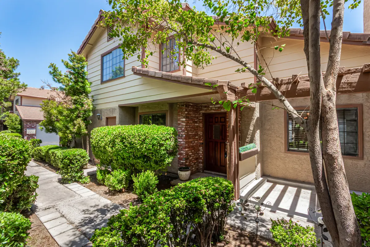 3449 Lorilou Ln #1, Las Vegas, NV 89121-3569