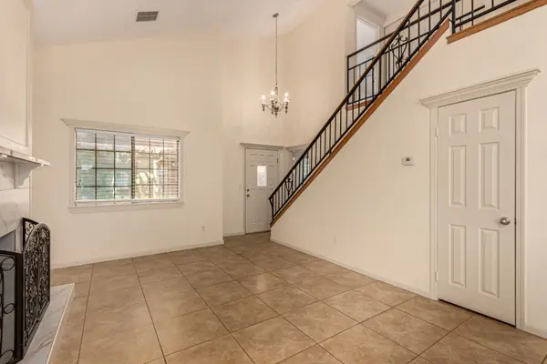 3449 Lorilou Ln #1, Las Vegas, NV 89121-3569