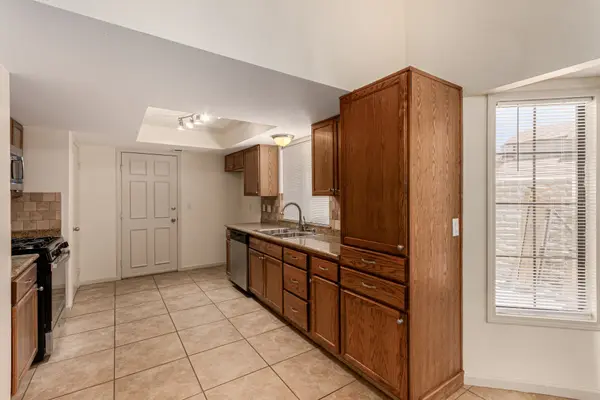 3449 Lorilou Ln #1, Las Vegas, NV 89121-3569