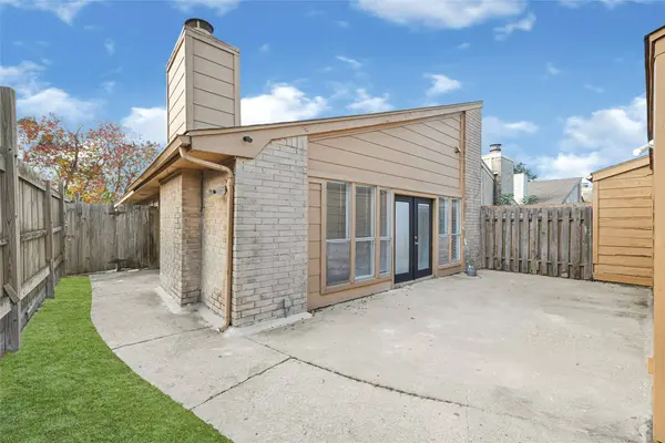 4202 Boone RD, Houston, TX 77072