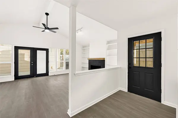 4202 Boone RD, Houston, TX 77072