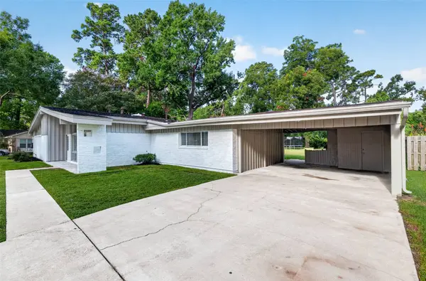 11619 Possum Hollow LN, Houston, TX 77065