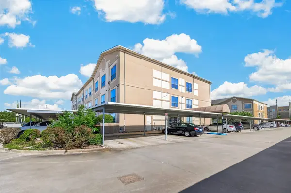 6633 W Sam Houston Pkwy S #3C, Houston, TX 77072