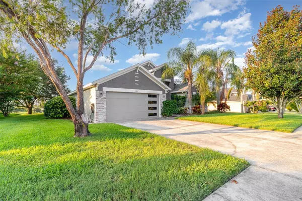 1315 VISTA DEL LAGO BLVD, Dundee, FL 33838