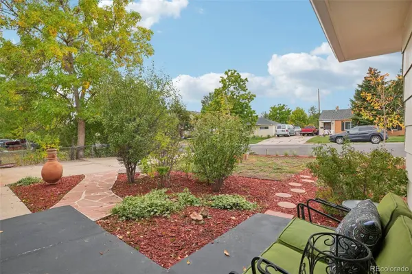 1110 S Quitman ST, Denver, CO 80219