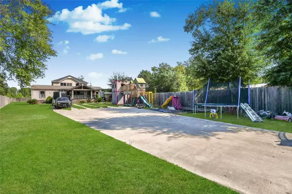 93 road 5101, Cleveland, TX 77327