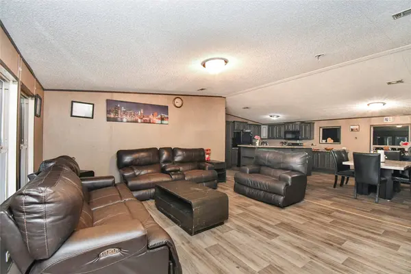 93 road   5101, Cleveland, TX 77327