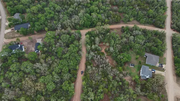 1035 Kawanui DR, Bastrop, TX 78602