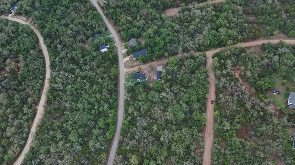 1035 Kawanui DR, Bastrop, TX 78602