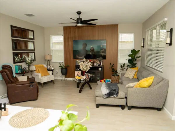 233 HILLTOP BLOOM LOOP, Haines City, FL 33844